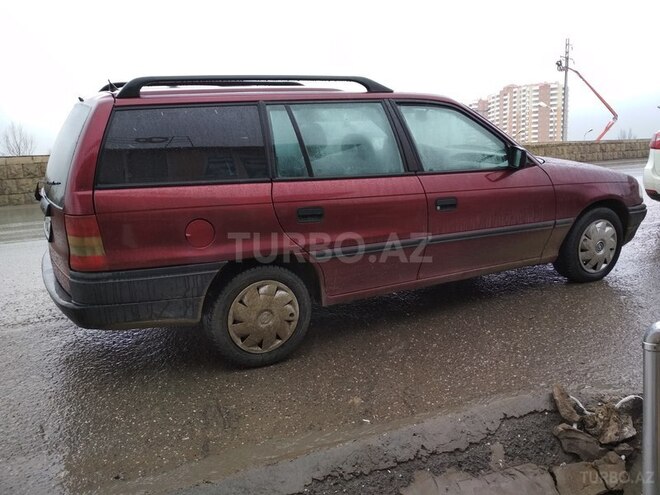 Opel Astra 1992, 479,523 km - 1.6 l - Bakı