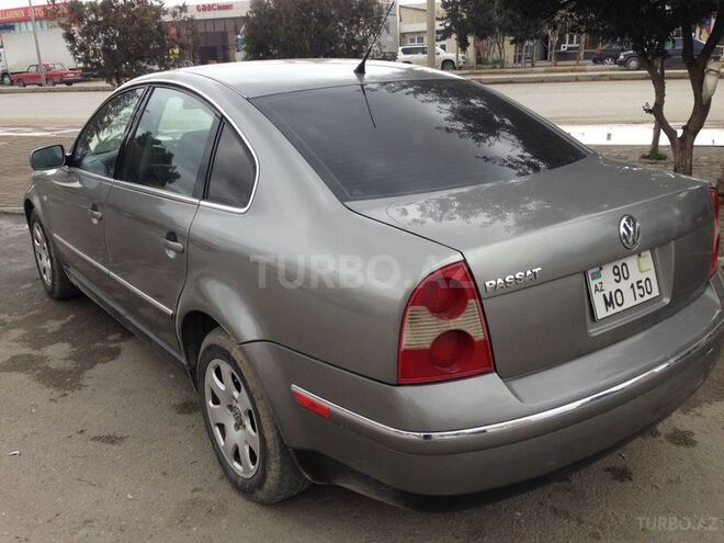 Volkswagen Passat 2002, 195,403 km - 1.8 l - Sumqayıt