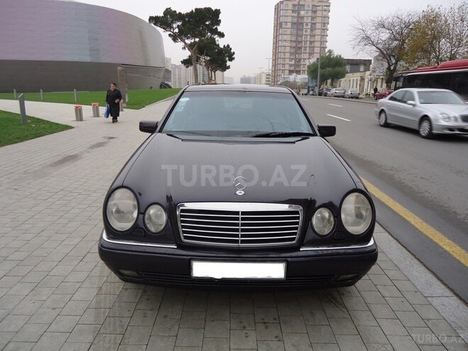 Mercedes E 230 1996, 124,647 km - 2.3 l - Bakı