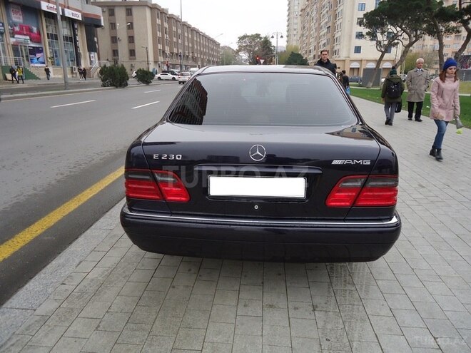 Mercedes E 230 1996, 124,647 km - 2.3 l - Bakı
