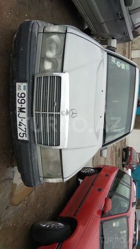 Mercedes E 230 1987, 225,000 km - 2.3 л - Bakı