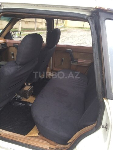 Moskvich 2141 1990, 180,000 km - 1.5 l - Gəncə