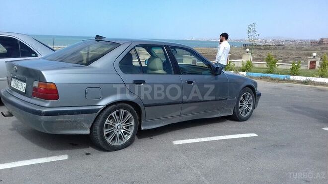 BMW 318 1992, 10,000 km - 1.8 l - Bakı