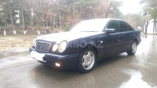Mercedes E 230 1996, 308,767 km - 2.3 l - Sumqayıt