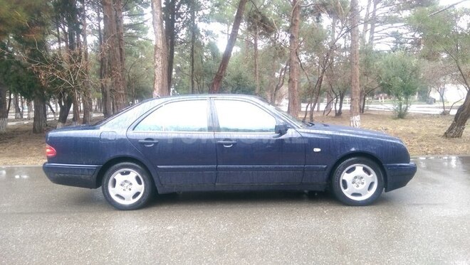 Mercedes E 230 1996, 308,767 km - 2.3 l - Sumqayıt