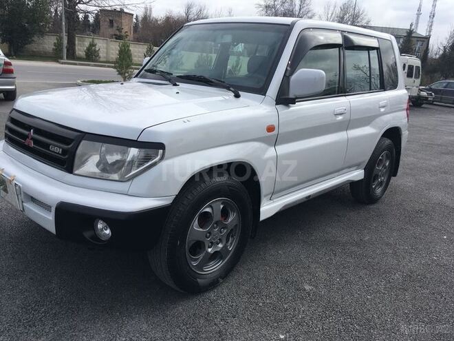 Mitsubishi Pajero io 1999, 287,000 km - 1.8 l - Yevlax