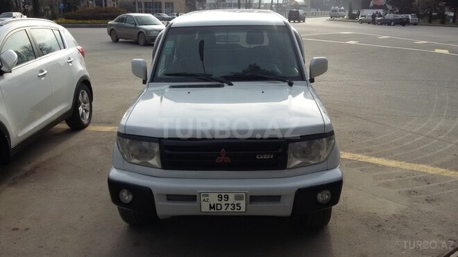 Mitsubishi Pajero io 1999, 287,000 km - 1.8 l - Yevlax