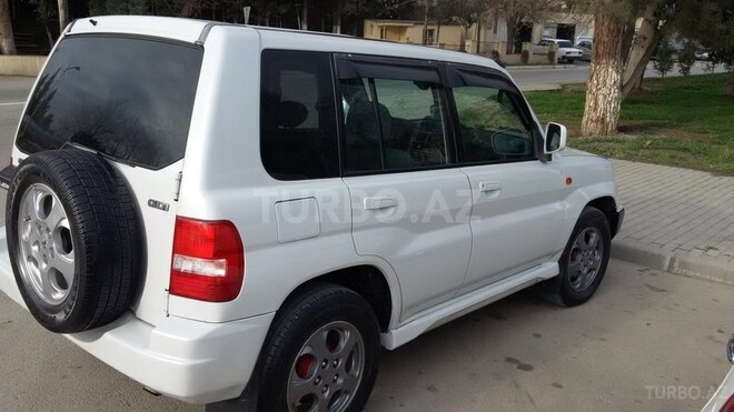 Mitsubishi Pajero io 1999, 287,000 km - 1.8 l - Yevlax