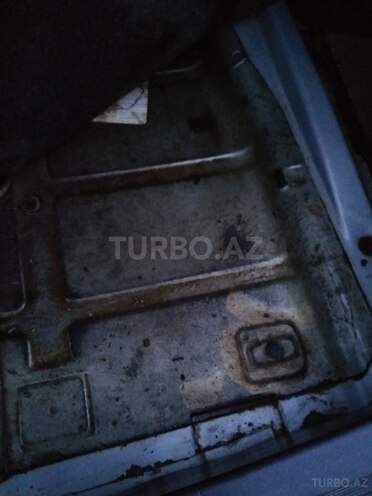 GAZ 31105 2004, 299,000 km - 2.3 л - Ağdam