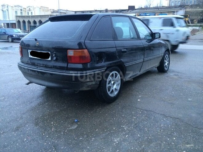 Opel Astra 1992, 279,356 km - 1.8 l - Bakı