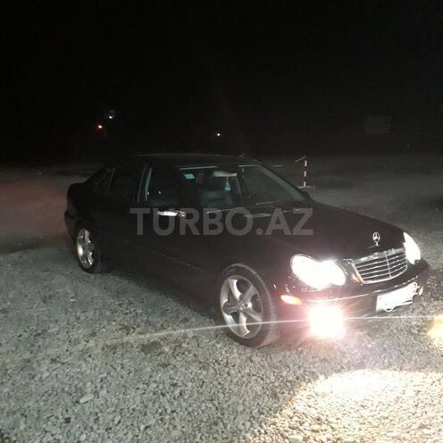 Mercedes C 230 2005, 179,000 km - 0.3 l - Sabirabad