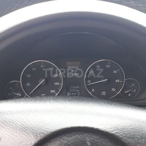 Mercedes C 230 2005, 179,000 km - 0.3 l - Sabirabad
