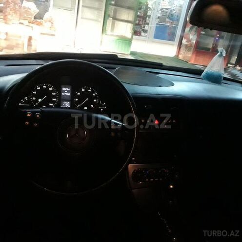 Mercedes C 230 2005, 179,000 km - 0.3 l - Sabirabad