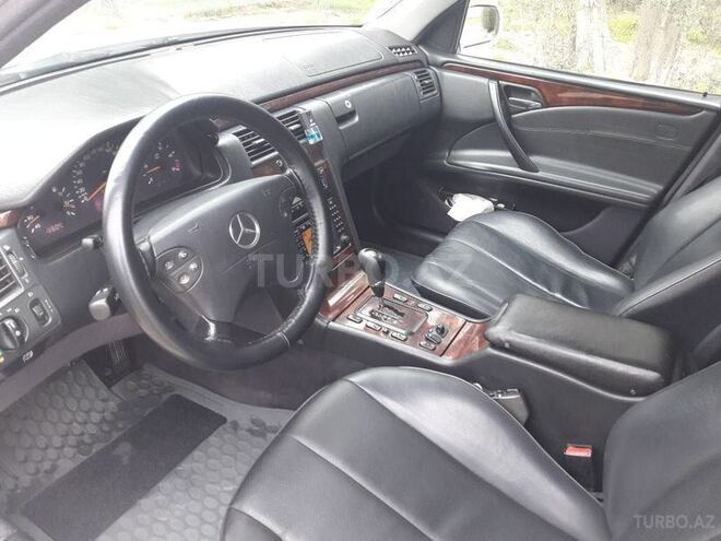 Mercedes E 220 2001, 314,000 km - 2.2 l - Bakı
