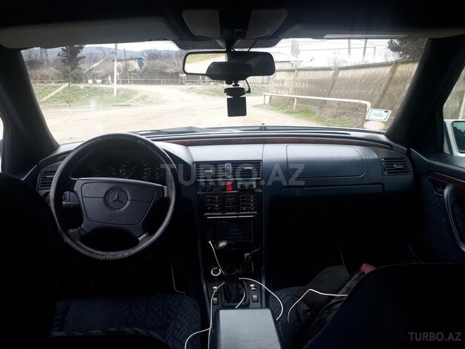 Mercedes C 180 1995, 334,981 km - 1.8 л - Mingəçevir