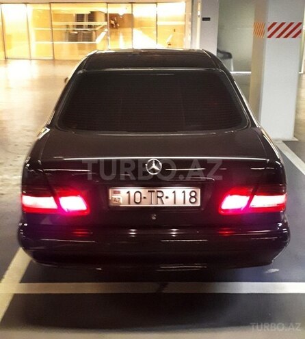 Mercedes E 280 1999, 197,852 km - 2.8 l - Bakı