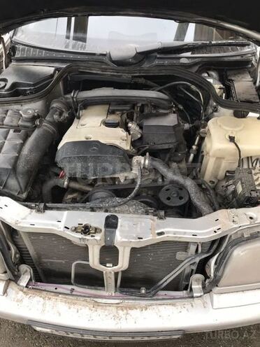 Mercedes C 200 1999, 180,234 km - 2.0 l - Bakı