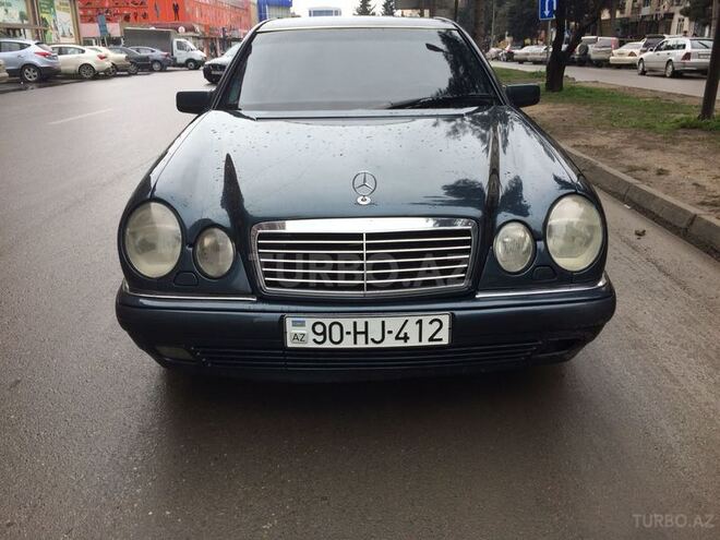 Mercedes E 230 1998, 290,000 km - 2.3 l - Bakı