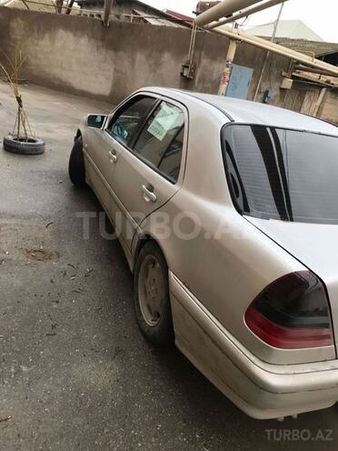Mercedes C 200 1999, 180,234 km - 2.0 l - Bakı