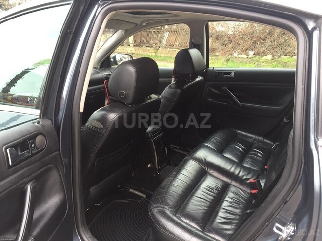 Volkswagen Passat 2002, 176,000 km - 1.8 l - Sumqayıt