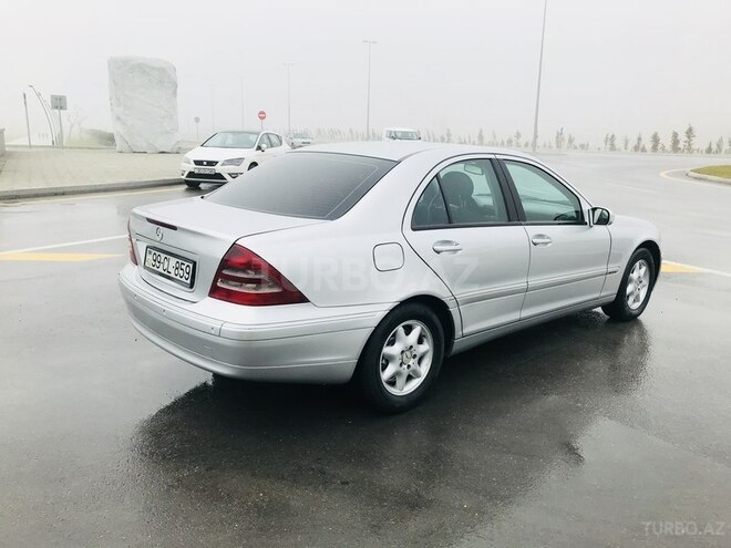 Mercedes C 220 2002, 390,000 km - 2.2 l - Bakı