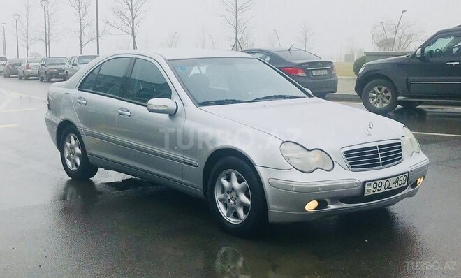 Mercedes C 220 2002, 390,000 km - 2.2 l - Bakı