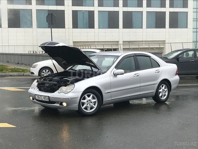 Mercedes C 220 2002, 390,000 km - 2.2 l - Bakı