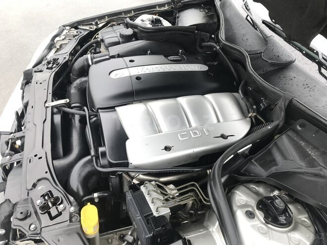 Mercedes C 220 2002, 390,000 km - 2.2 l - Bakı