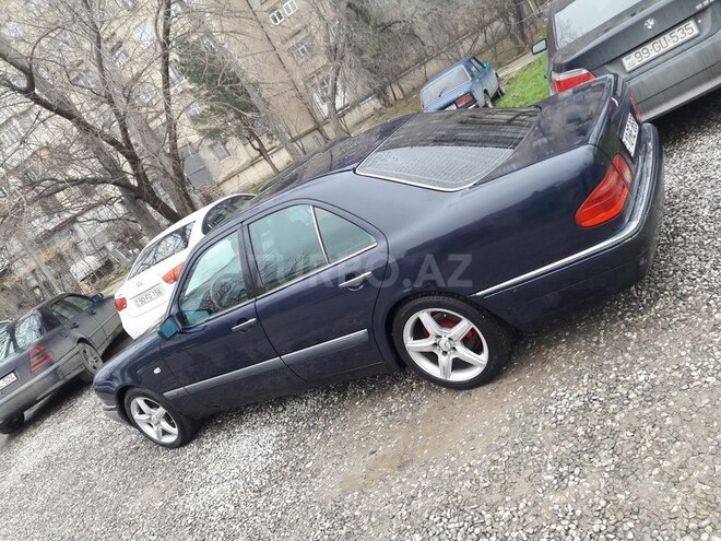 Mercedes E 230 1995, 342,000 km - 2.3 l - Bakı