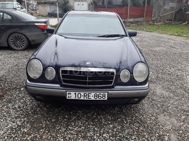Mercedes E 230 1995, 342,000 km - 2.3 l - Bakı