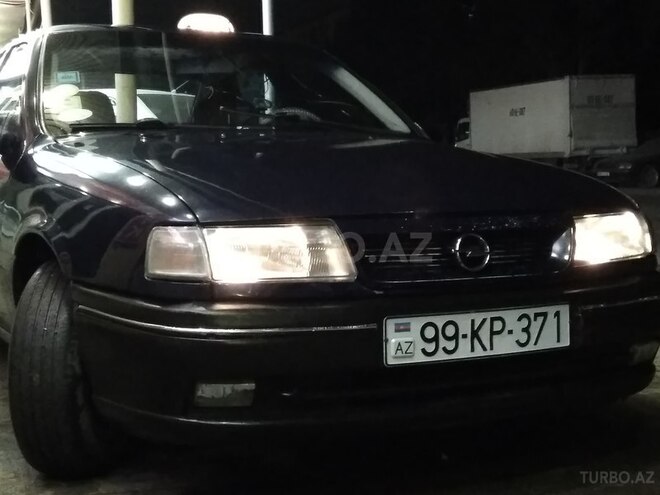 Opel Vectra 1995, 364,554 km - 1.6 l - Bakı
