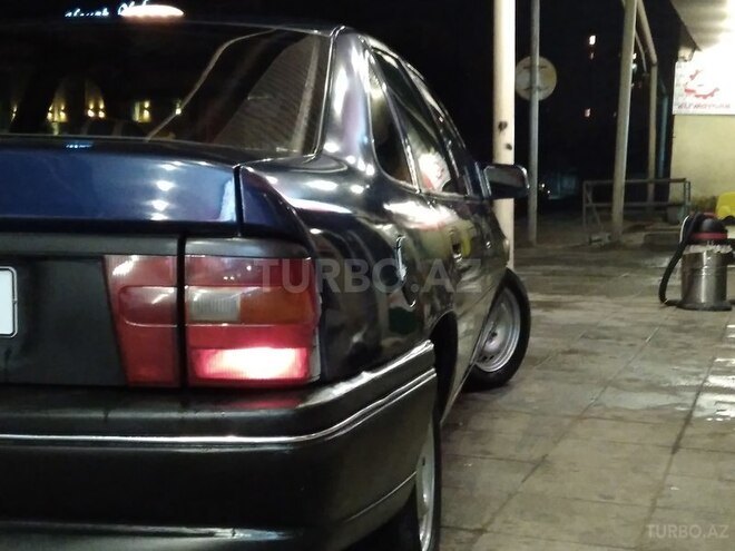 Opel Vectra 1995, 364,554 km - 1.6 l - Bakı