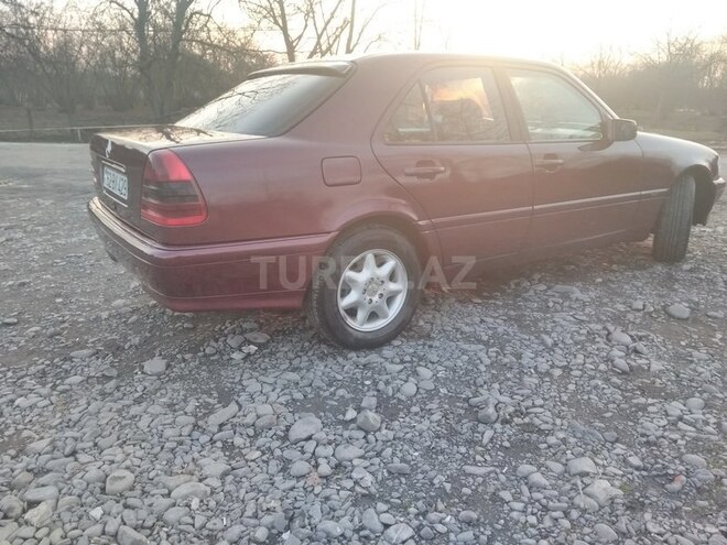 Mercedes C 180 1997, 300,000 km - 1.8 l - Zaqatala