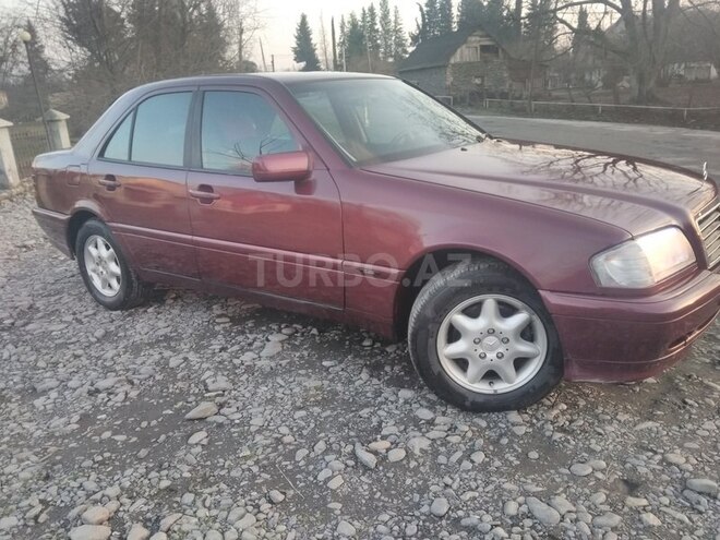 Mercedes C 180 1997, 300,000 km - 1.8 l - Zaqatala