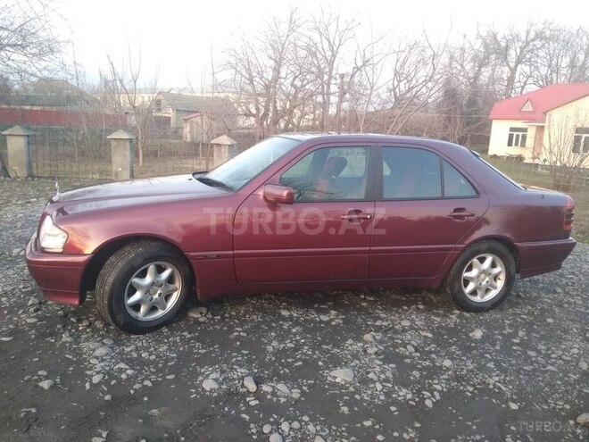 Mercedes C 180 1997, 300,000 km - 1.8 l - Zaqatala