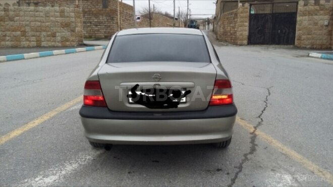 Opel Vectra 1996, 286,000 km - 2.0 l - Sumqayıt