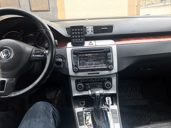 Volkswagen Passat CC 2010, 131,000 km - 1.8 l - Göyçay