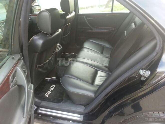 Mercedes E 220 2000, 247,000 km - 2.2 l - Sumqayıt
