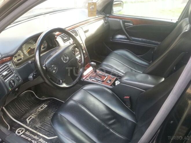 Mercedes E 220 2000, 247,000 km - 2.2 l - Sumqayıt