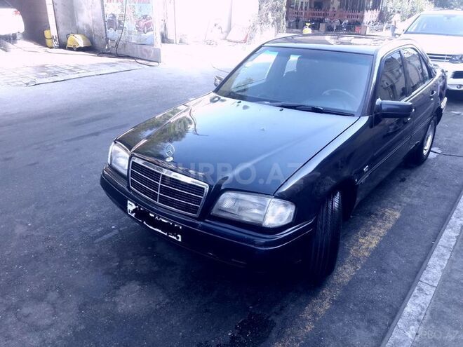 Mercedes C 220 1995, 395,000 km - 2.2 l - Bakı