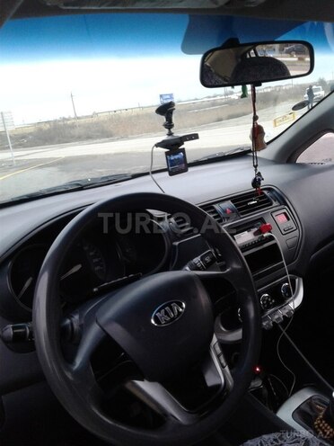 Kia Rio 2012, 19,000 km - 0.1 l - Salyan