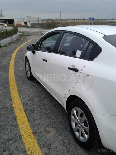 Kia Rio 2012, 19,000 km - 0.1 l - Salyan