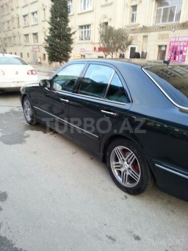 Mercedes E 240 2000, 2,220,000 km - 2.4 l - Bakı