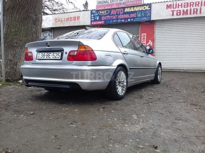 BMW 323 1998, 353,202 km - 2.5 l - Qusar