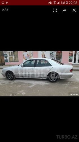 Mercedes E 270 1999, 43,000 km - 2.2 l - Bakı