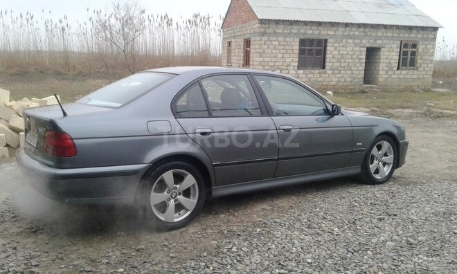 BMW 525 1996, 280,000 km - 2.5 л - Mingəçevir