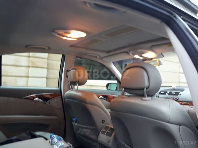 Mercedes E 240 2002, 279,000 km - 2.4 l - Bakı