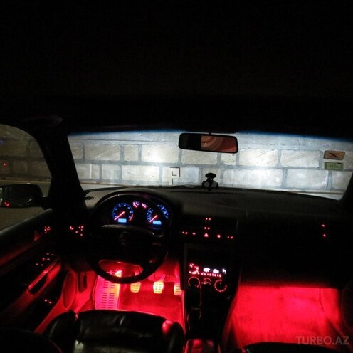 Volkswagen Jetta 2001, 128,000 km - 1.8 l - Gəncə