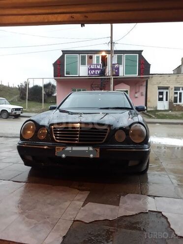 Mercedes E 320 2000, 387,250 km - 3.2 л - Bakı