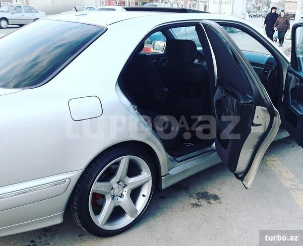 Mercedes E 280 2000, 288,000 km - 2.8 l - Şirvan